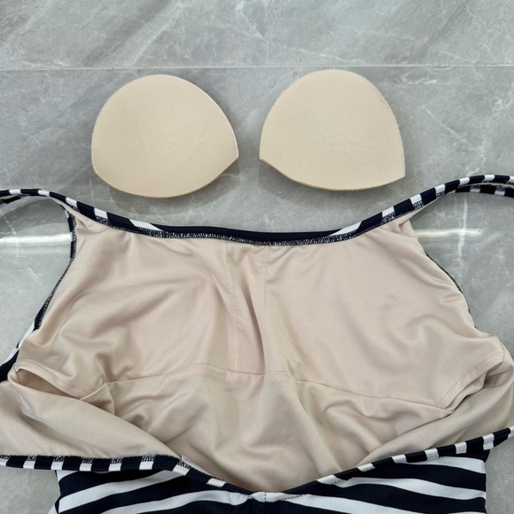 NWOT Women’s Joe Fresh Padded Striped One Piece Swimsuit Size XS - Picture 12 of 16
